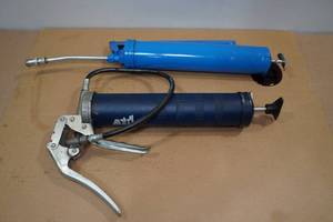 lot 247 image: 2 Grease Guns