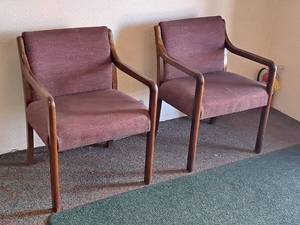 lot 628A image: Lot of (2) Padded Wood Office Entry Arm Chairs