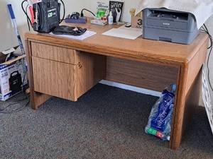 lot 628 image: Wood Air Office Desk 2-drawer