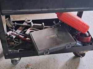 lot 654 image: Hand Tools - Hole Saws, Clamps, Specialty Tools and more