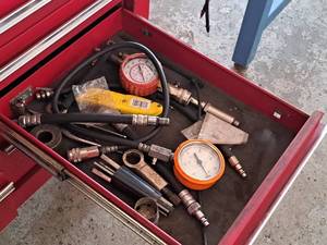 lot 668 image: Assorted Gauges