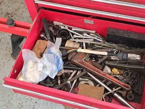 lot 669 image: Hand Tools - Breaker Bar, Pipe Wrench, Hardware