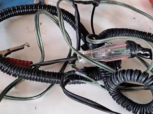 lot 675 image: Volt Meter