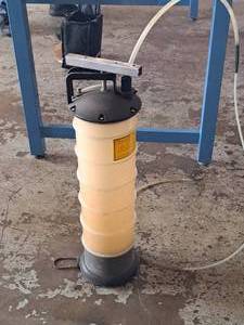 lot 691 image: Fluid Extraction Pump
