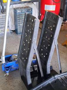 lot 702 image: Lot of (2) Car Ramps