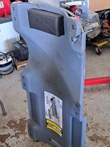 lot 725 image: Performax 40 Shop Floor Creeper