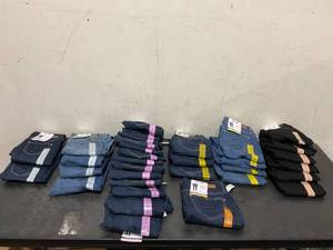 LOT OF 33 Seven7 Ladies Tummyless Jean