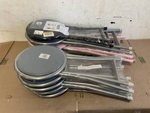 LOT OF 8 Stools