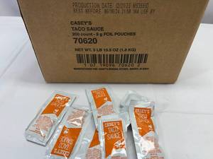 lot 488 image: 2x 200 Pouches Taco Sauce Best by 06182024
