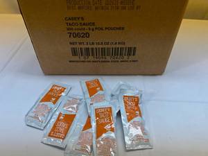 lot 489 image: 2x 200 Pouches Taco Sauce Best by 06182024