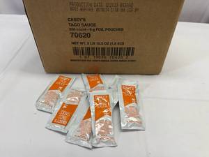 lot 490 image: 2x 200 Pouches Taco Sauce Best by 06182024