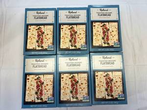 lot 32 image: MM. 6x 5oz Roland Toasted Sesame Flatbread Crackers
