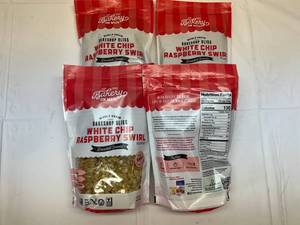 lot 43 image: MM. 4x 11oz Bakery On Main Granola-White Chip Raspberry Swirl