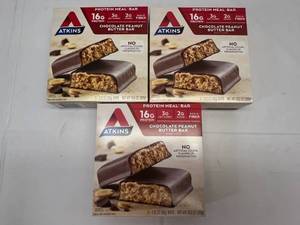 lot 52 image: MM. 3x 5-2.12oz Atkins Chocolate Peanut Butter Bar