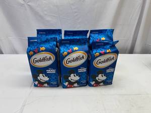 lot 90 image: OO. 6x 6.6oz Mickey Mouse Goldfish