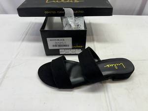 lot 124 image: Lulus-Size 7.5 Devin-Black