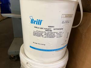 lot 233 image: 35lb Brill Vanilla Light N Fluffy Buttercreme Frosting Best by 04172024