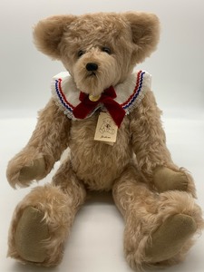 lot 127 image: Artisan JOSBEAR Mohair Jointed Bear - Scuffy