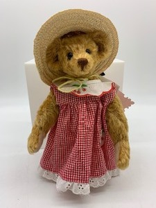 lot 103 image: Artisan Mohair Jointed Bear - RAMONA VOGLAND - Emily