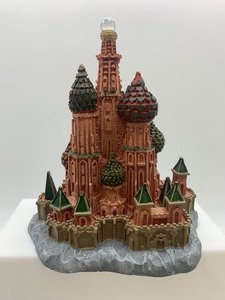 lot 71 image: SPOONTIQUES - Ornate Russian Castle