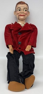 lot 151 image: Vintage 1960s JERRY MAHONEY VENTRILOQUIST Doll