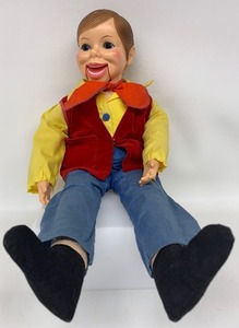 lot 155 image: Vintage VENTRILOQUIST Doll - Yellow Shirt with Red Vest