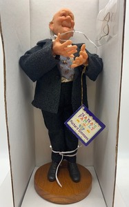 lot 253 image: ANNIE WALL - Richard Simmons - Uncle Jake Doll - LE - NIB The Town Mortician