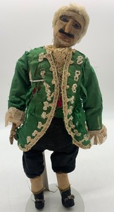 lot 225 image: Vintage Antique Old Wood Carved Marionette