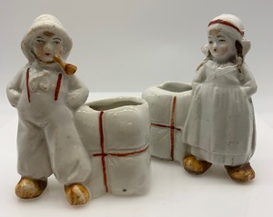 lot 286 image: VINTAGE Porcelain Toothpick Holders (Pair)