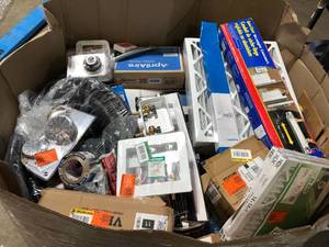 Gaylord of Assorted General Merchandise Various Models and Conditions Customer Returns See Pictures