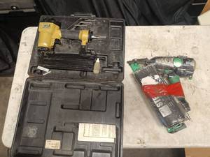 Air Nailers - Pneumatic Nail Guns (Hitachi & Prime Brands), -w- Box of Nails