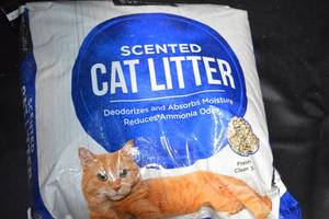 DAMAGED - Essential Everyday Scented Cat Litter