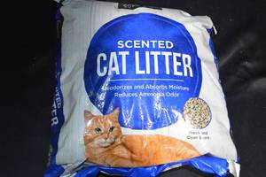 DAMAGED - Essential Everyday Scented Cat Litter