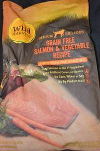DAMAGED - Wild Harvest Premium Dog Food - Grain Free Salmon & Vegetable Recipe