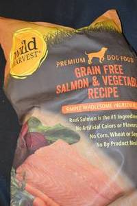 DAMAGED - Wild Harvest Premium Dog Food - Grain Free Salmon & Vegetable Recipe