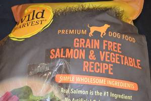 DAMAGED - Wild Harvest Premium Dog Food - Grain Free Salmon & Vegetable Recipe