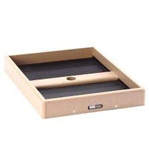 lot 67 image: BIRDS Choice Medium Pole Mount Recycled Seed Catcher Platform