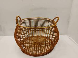 NEW THRESHOLD HANDCRAFTED STORAGE BASKET