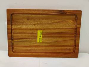 NEW THYME & TABLE CUTTING BOARD