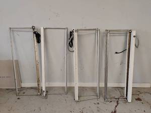 7 HANGING LIGHTS WITH POWER OUTLET