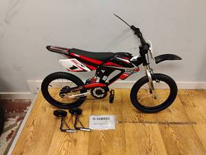NEW 16 YAMAHA MOTO BMX BIKE