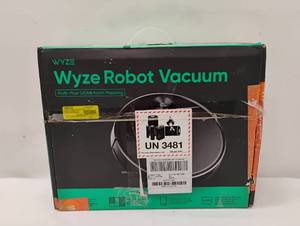 NEW WYZE ROBOT VACUUM