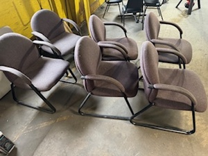 lot 24 image: Six Matching Office Chairs
