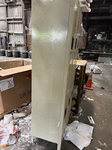 lot 27 image: Uline Six Door Locker