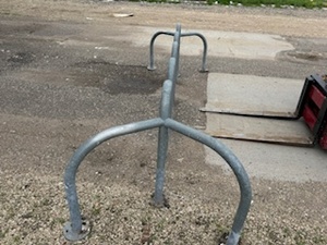 lot 29 image: Steel Bike Rack