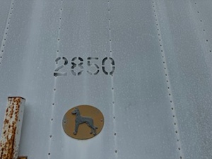 lot 2 image: 1996 Great Dane 28 Trailer