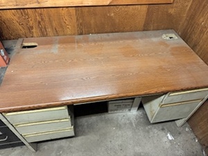 lot 17 image: Metal Desk with Wood Top and Leather Office Chair with Mesh Back