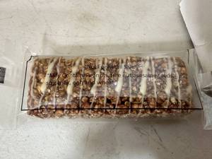 lot 182 image: 36 New Kind Snack Bars - Dark Chocolate Almond