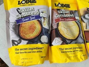 lot 245 image: 4 New Lodge Cast Iron Skillet Cornbread Mixes