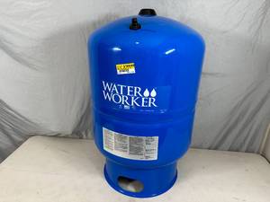 lot 12 image: New Water Worker Well Pressure Tank
